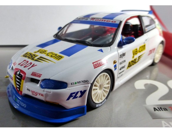 TEAM 8 ALFA ROMEO 147 GTA CUP.  REF.96042 FLY