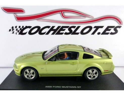 FORD MUSTANG GT 2005 REF.13051 AUTOART