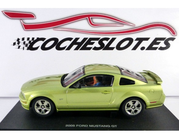 FORD MUSTANG GT 2005 REF.13051 AUTOART