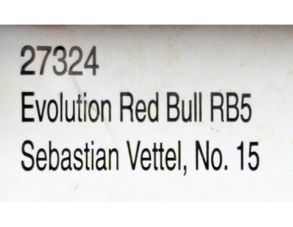 EVOLUTION RED BULL RB5 SEBASTIAN VETTEL REF.27324 CARRERA