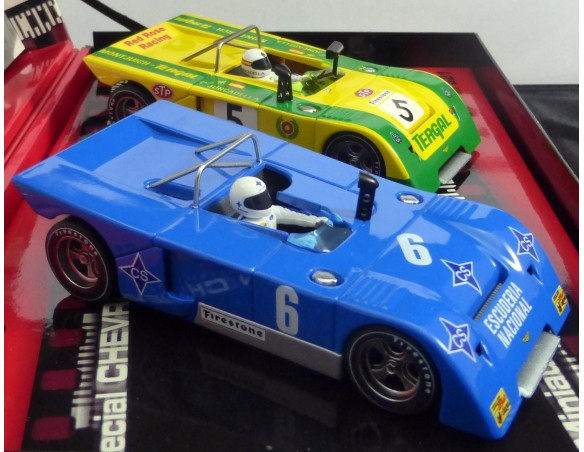 SET CHEVRON B-19 Y B-21, 600 UNIDADES MINIAUTO FLY