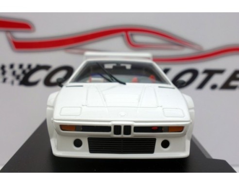 BMW M1 BLANCO SIN TAMPOGRAFIA SIN REFERENCIA FLY