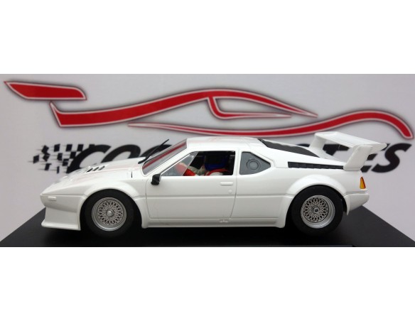 BMW M1 BLANCO SIN TAMPOGRAFIA SIN REFERENCIA FLY