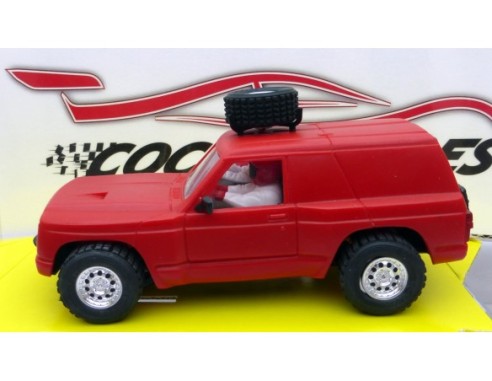 NISSAN PATROL REPLICA RESINA ROJA