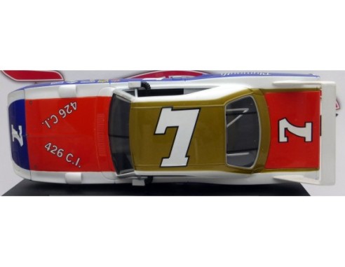 Plymouth Superbird Nº7 NASCAR REF. 25719 CARRERA