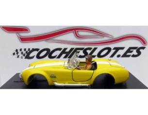 CARROCERIA COBRA AMARILLA MAQUETA 2