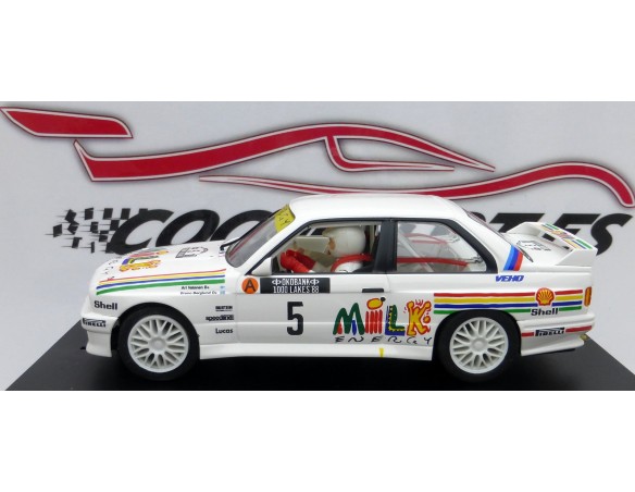 BMW E30 MILK ENERGY FLY