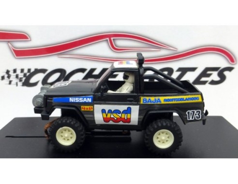 NISSAN STS 4X4 NEGRO