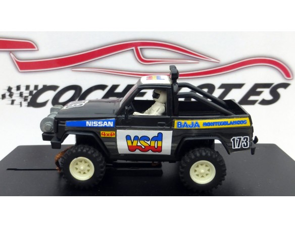 NISSAN STS 4X4 NEGRO