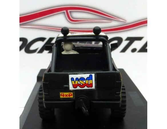 NISSAN STS 4X4 NEGRO