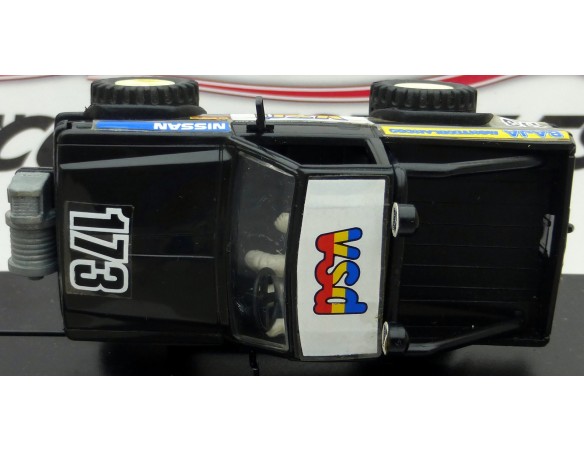 NISSAN STS 4X4 NEGRO