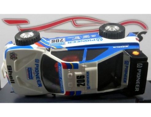 PEUGEOT 405 PIONEER BLANCO Y AZUL  DAKAR  600 U. MAS SLOT  REF. 6419 TECNITOYS