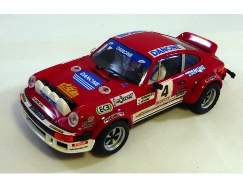PORSCHE 911 SC DANONE ROJO REF.50432 NINCO