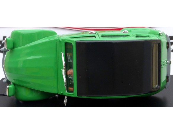 CITROEN 2 CV VERDE CAPOTADO CON FAROS CUADRADOS PINK-KAR