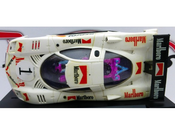 CARROCERIA Y CHASIS NISSAN R 390 REPROTEC
