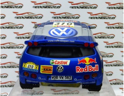 VOLKSWAGEN TUAREJ RED BULL NINCO