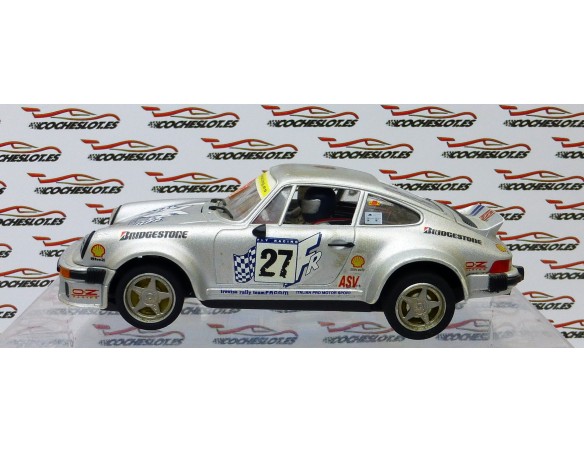 PORSCHE 911 RACING FLY