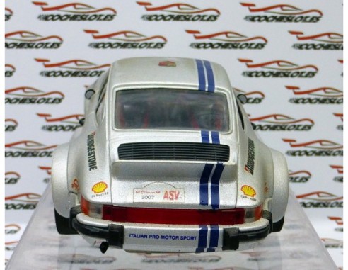PORSCHE 911 RACING FLY