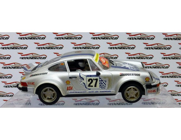 PORSCHE 911 RACING FLY