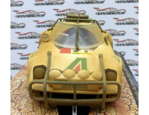 LANCIA STRATOS Nº8 ALITALIA 3rd SAFARI RALLY 1975 EFECTO BARRO COCHESLOT