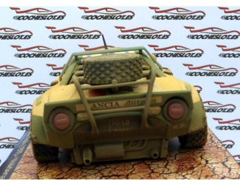 LANCIA STRATOS Nº8 ALITALIA 3rd SAFARI RALLY 1975 EFECTO BARRO COCHESLOT