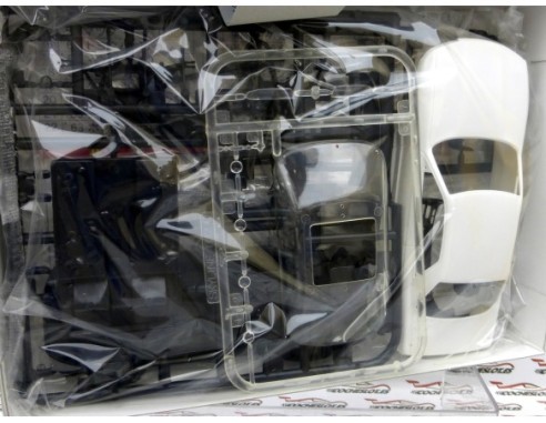 MAQUETA SKYLINE89 R32 GT-R ESCALA 1/32