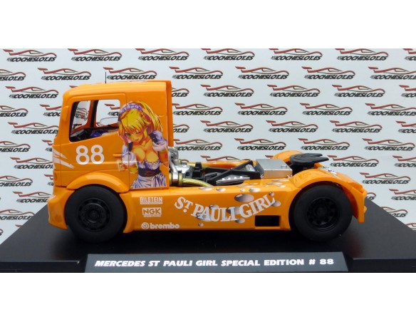 CAMION MERCEDES BENZ ST.PAULI SPECIAL EDITION NARANJA REF.202311A FLYSLOT