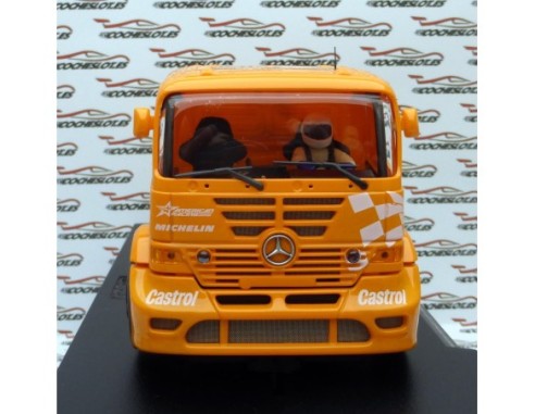 CAMION MERCEDES BENZ ST.PAULI SPECIAL EDITION NARANJA REF.202311A FLYSLOT