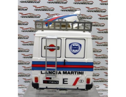 FIAT 242 LANCIA MARTINI MUNDIAL DE RALLYS 1983 REF.RSV2101 AVANT SLOT/MARALIC MODELS