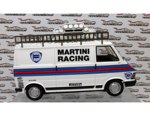 FIAT 242 LANCIA MARTINI MUNDIAL DE RALLYS 1983 REF.RSV2101 AVANT SLOT/MARALIC MODELS