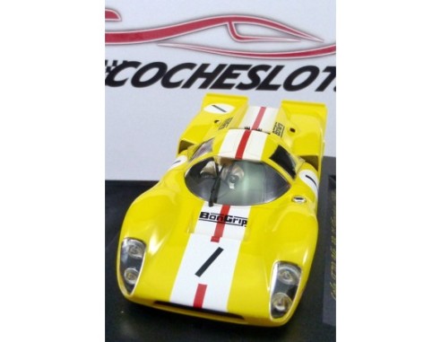 LOLA T70 MK III B “Thruxton 69” AMARILLO REF. C32  FLY