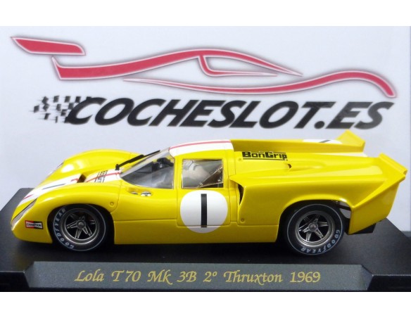LOLA T70 MK III B “Thruxton 69” AMARILLO REF. C32  FLY