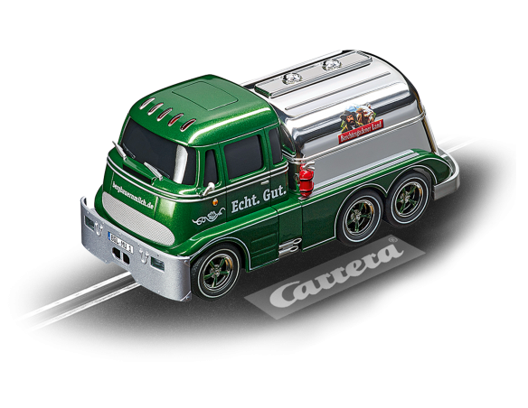CAMION CISTERNA VERDE Berchtesgadener Land R 1/32 REF.30889 CARRERA DIGITAL