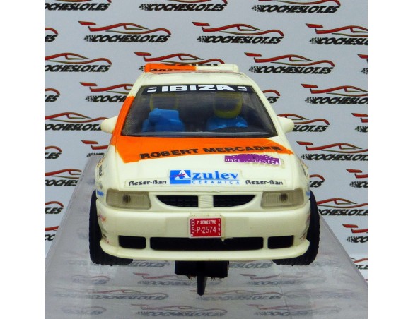 Seat Ibiza kit Car “Robert Mercader”Blanco CHASIS 1 TORNILLOS 1996 REF. 8390 TYCO