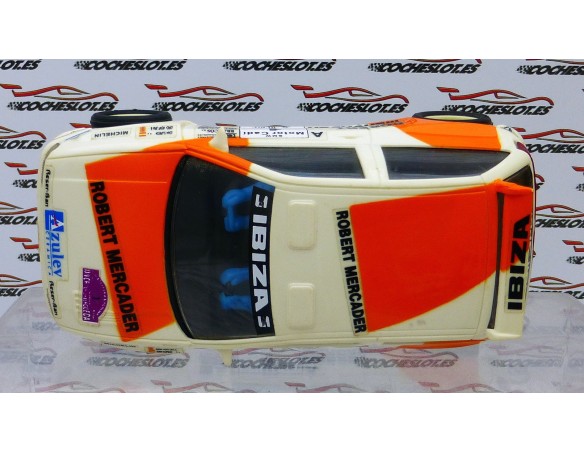 Seat Ibiza kit Car “Robert Mercader”Blanco CHASIS 1 TORNILLOS 1996 REF. 8390 TYCO