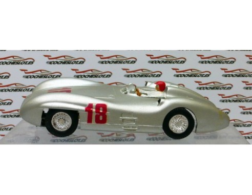 MERCEDES W 196 STREAMLINER BUM SLOT