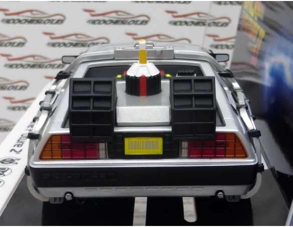 DELOREAN BACK TO THE FUTURE 2 REF.H4249 SUPERSLOT