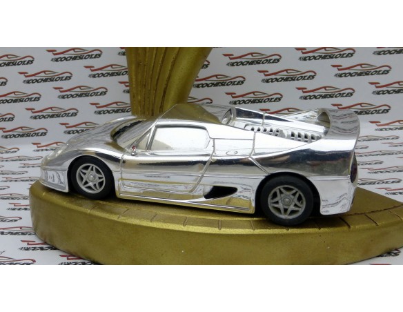 TROFEO NINCO FERRARI F40 ESCAYOLA