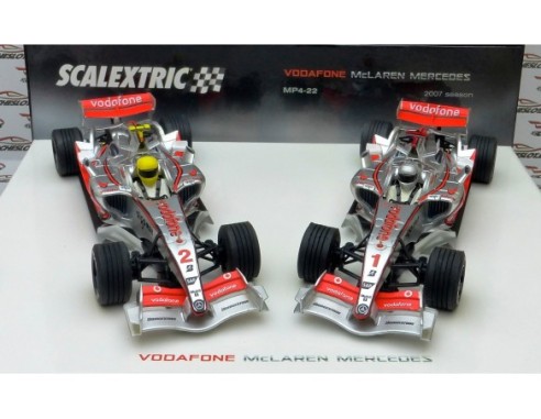 MCLAREN MERCEDES MP4/22 PACK 2 VODAFONE REF.6325 TECNITOYS