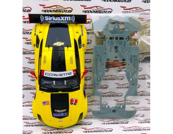 CARROCERIA CORVETTE AMARILLO Y CHASIS C7R MEDIUM REF.SC6650b SCALEAUTO