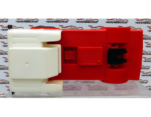 CAMION MERCEDES DEA REF.8383.09 TYCO