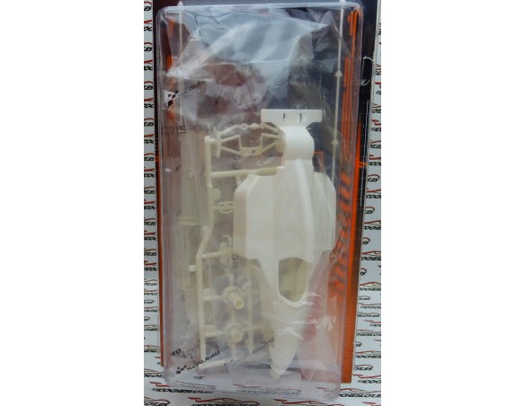 CARROCERIA FORMULA 90-97 WHITE RACING KIT LOW NOSE SCALEAUTO