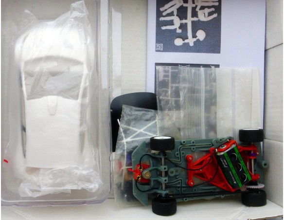 PEUGEOT 208 RALLY WHITE RACING KIT AW REF.SC6149 SCALEAUTO