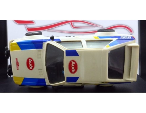 Audi Quattro	1992 REF.	8350	EXIN