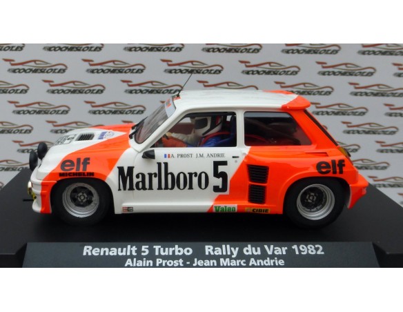 RENAULT 5 ED.ESPECIAL TRECE VI CLASICOS OTOÑO REF.88246 FLY