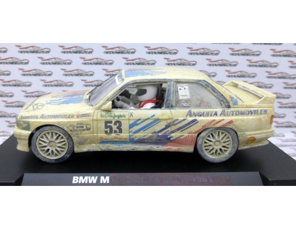 BMW M3 E30 REDECORADO