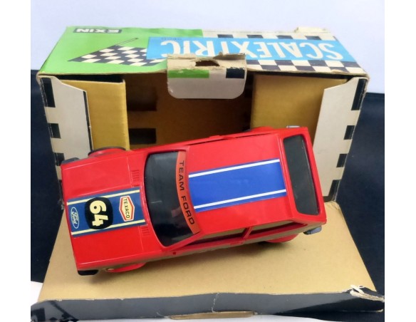 Ford Fiesta CON CAJA E INSTRUCCIONES	ROJO 1980	REF.	4057	EXIN