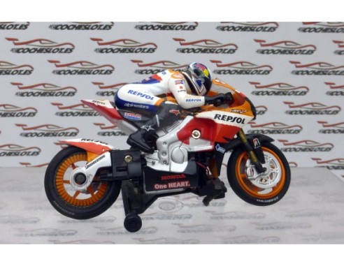 MOTO HONDA REPSOL Nº2 DANI PEDROSA EDUCA