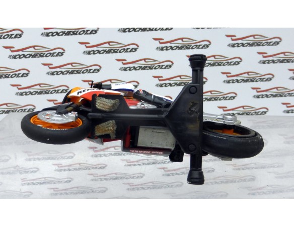 MOTO HONDA REPSOL Nº2 DANI PEDROSA EDUCA