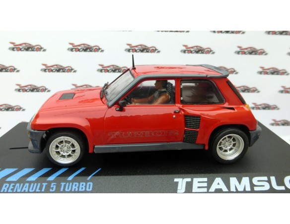 RENAULT 5 TURBO 2 “ RED “ REF.11806 TEAM SLOT
